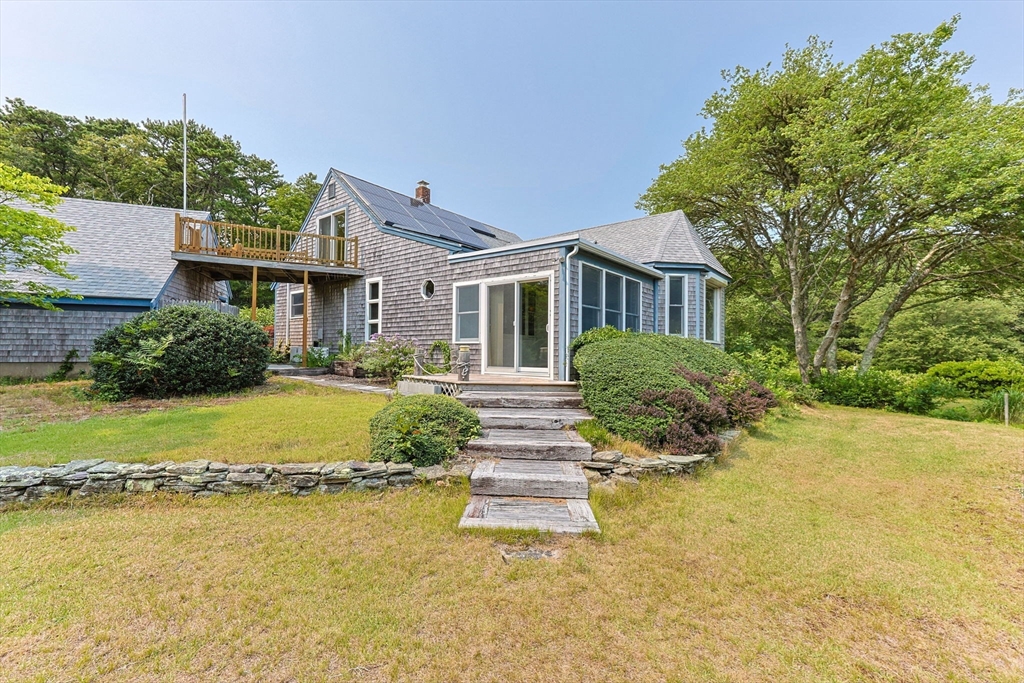 176 Pond Street