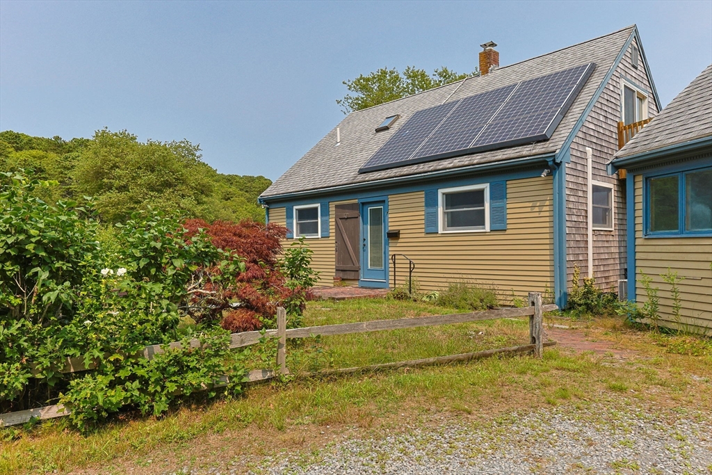 176 Pond Street