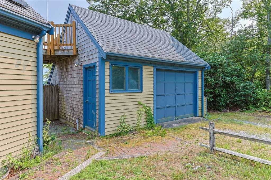 176 Pond Street