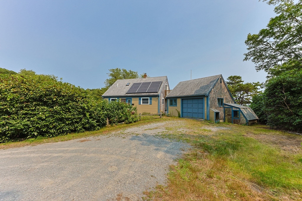 176 Pond Street