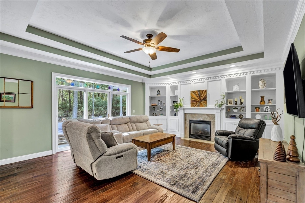 55 Shipyard Ln