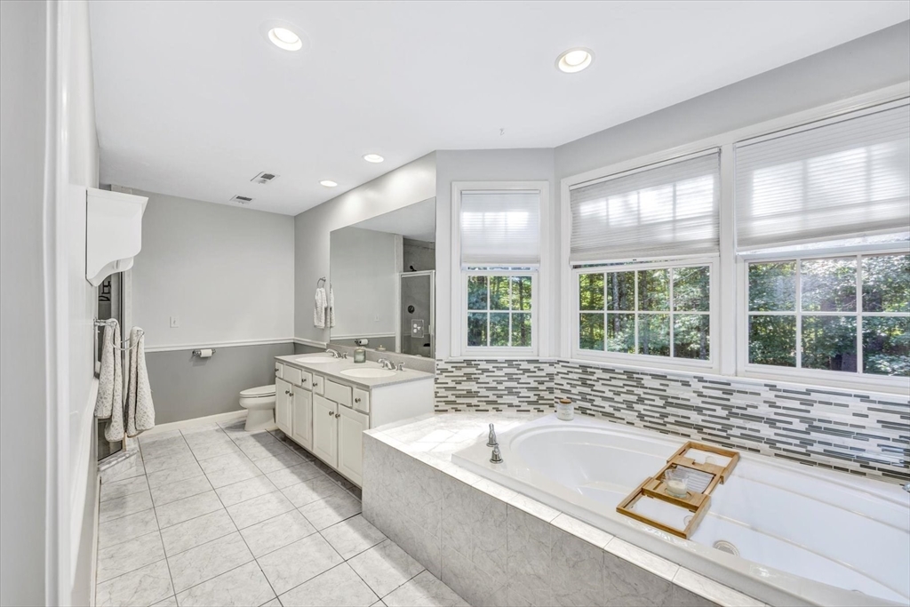 55 Shipyard Ln