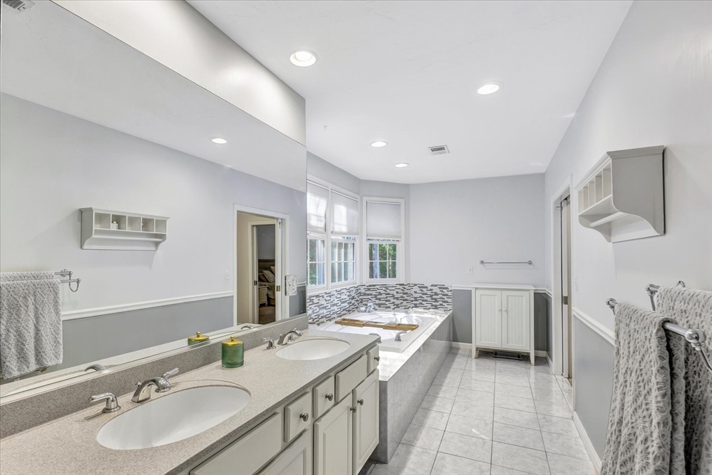 55 Shipyard Ln