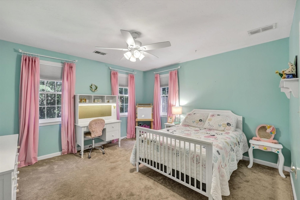 55 Shipyard Ln