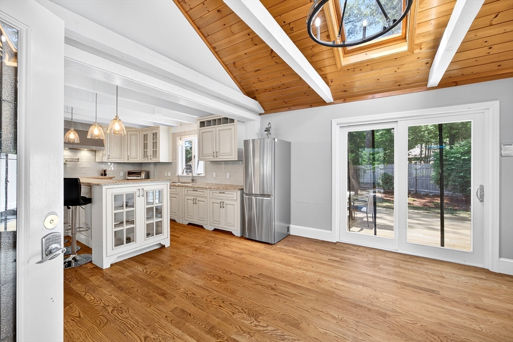 44 Avalon Cir