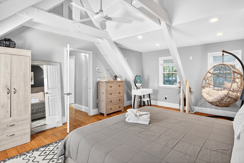 44 Avalon Cir