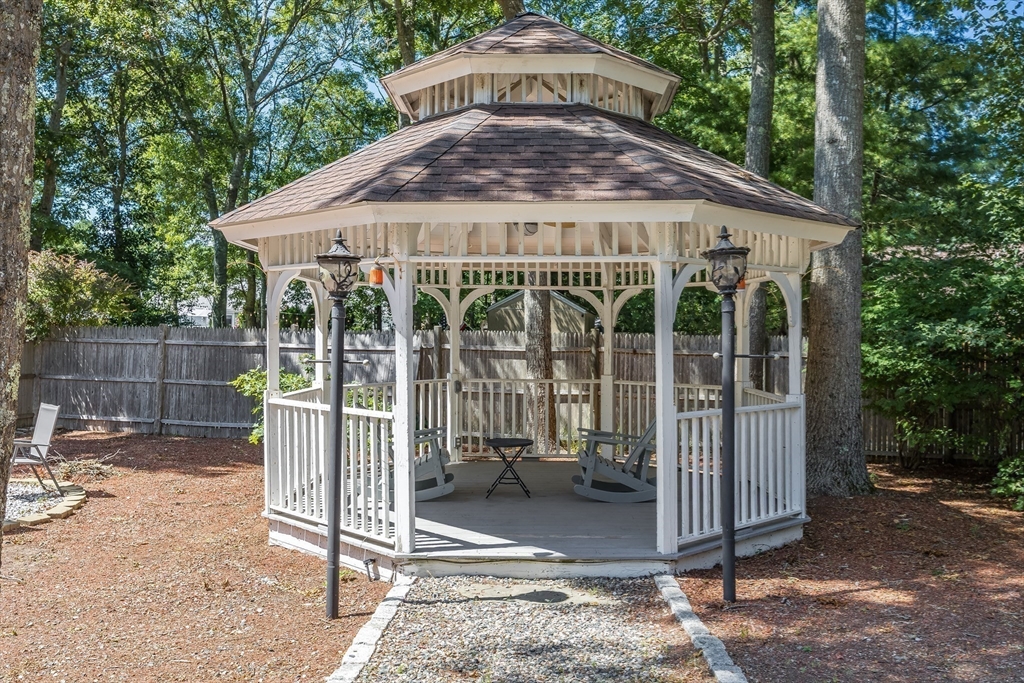 44 Avalon Cir