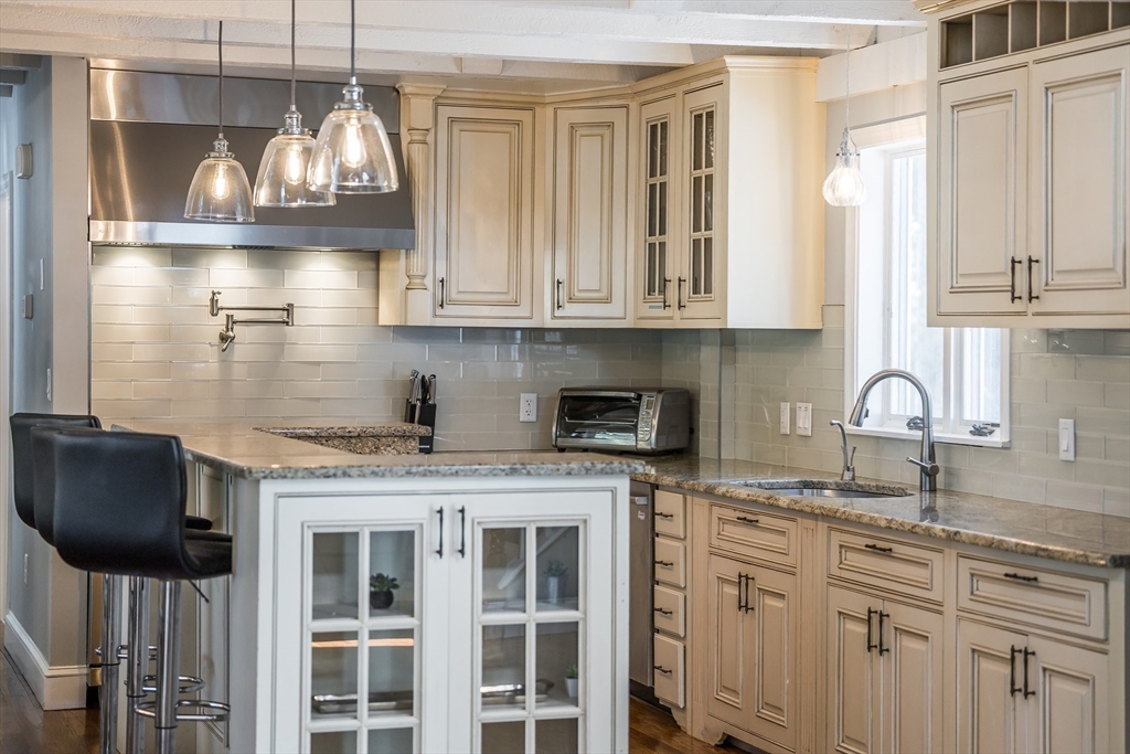 44 Avalon Cir