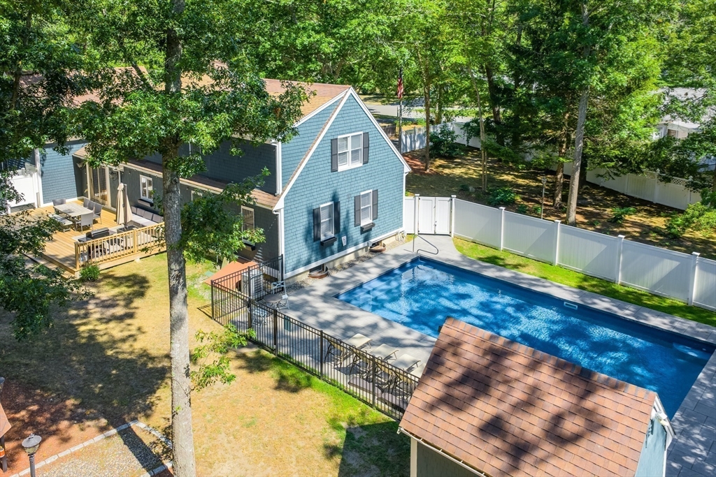 44 Avalon Cir