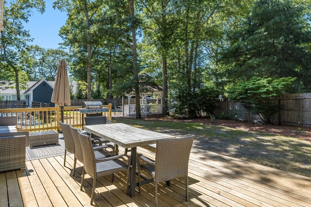 44 Avalon Cir