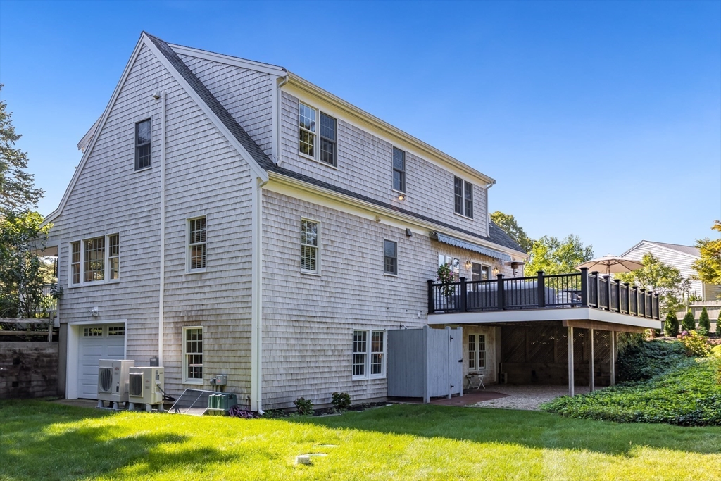 6 Stephen Dr