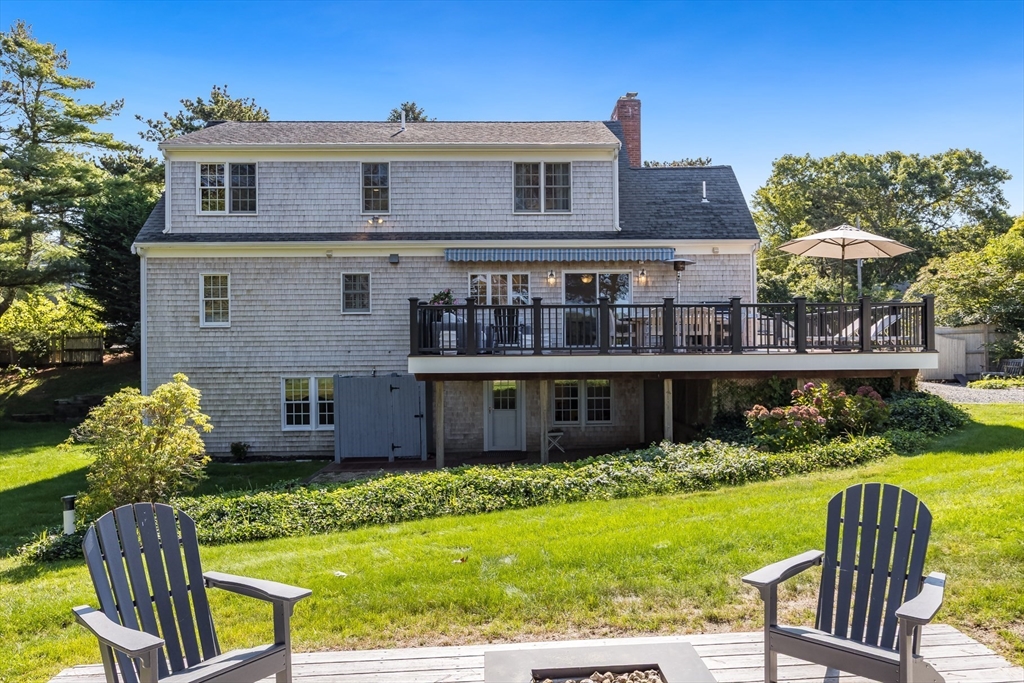 6 Stephen Dr