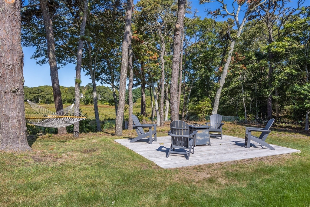 6 Stephen Dr