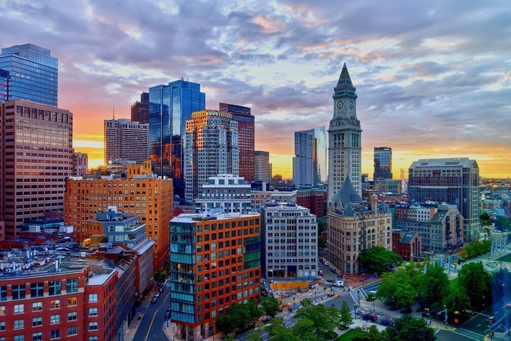 10 Rowes Wharf Unit: PH4