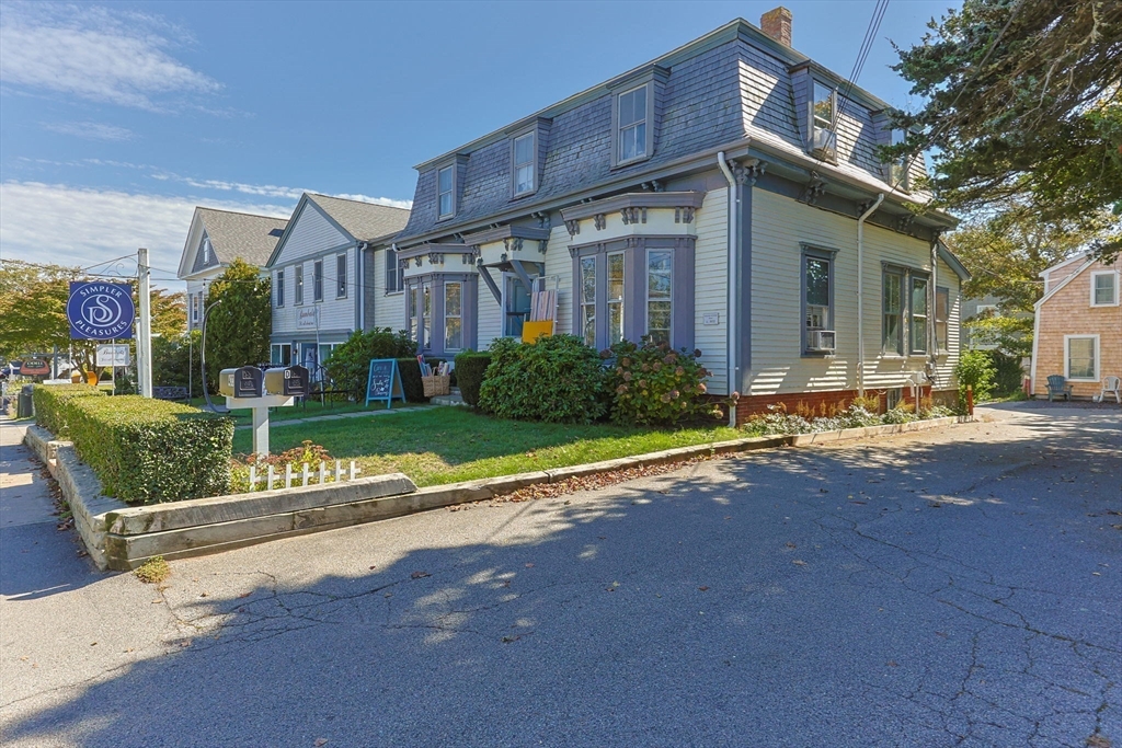 425 Main Street # D