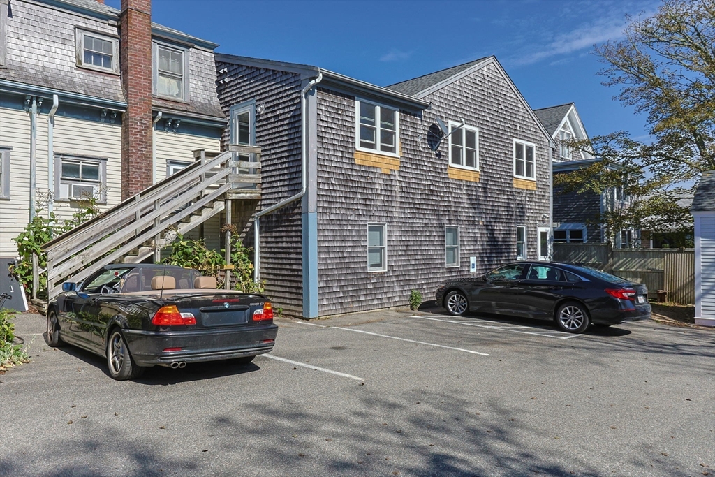 425 Main Street # D