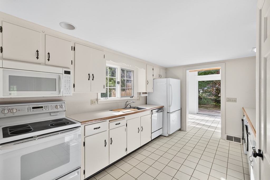 24 Hillcrest Road