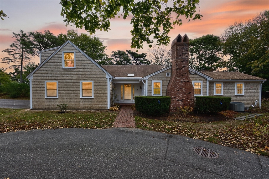 24 Hillcrest Road
