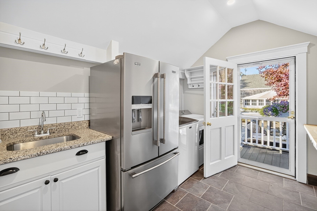 112 Main Street, Yarmouth