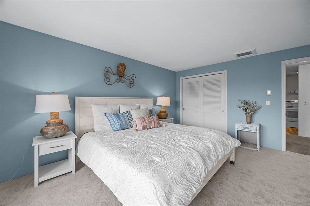 42 Old Colony Way APT 28