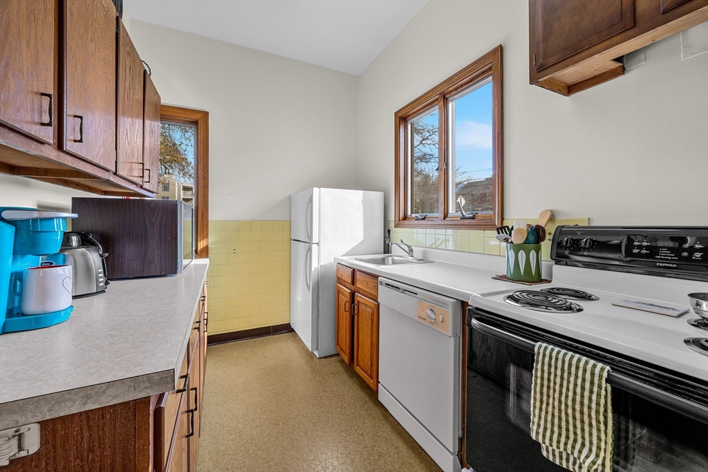 42 Old Colony Way APT 28