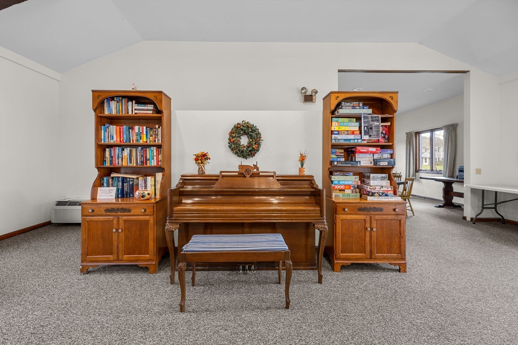 42 Old Colony Way APT 28