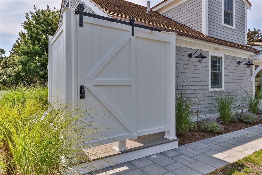 101 Oyster Pond Furlong St