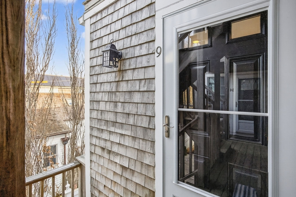 45 Commercial St # 9