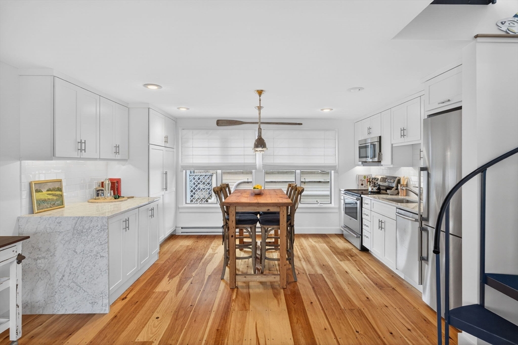 45 Commercial St # 9