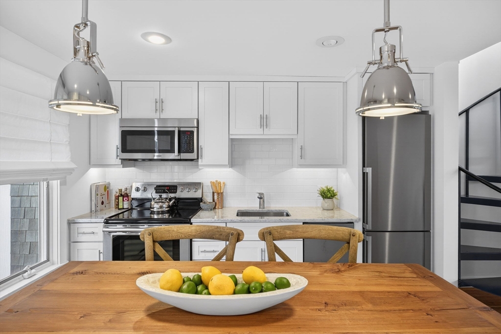 45 Commercial St # 9