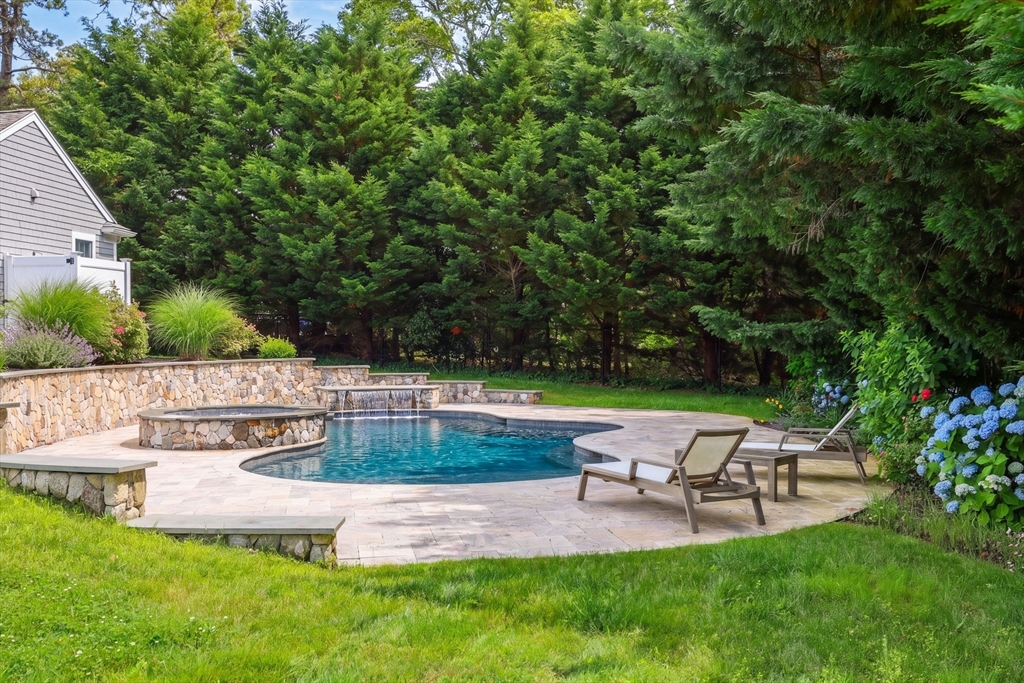 234 Round Cove Rd