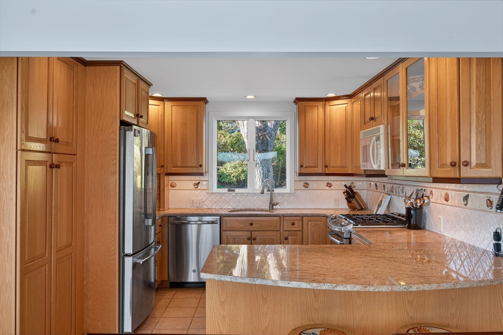 336 Stage Island Rd