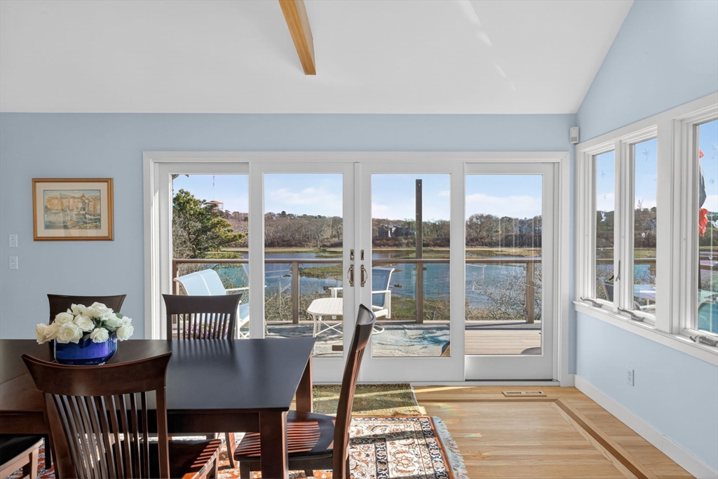 336 Stage Island Rd