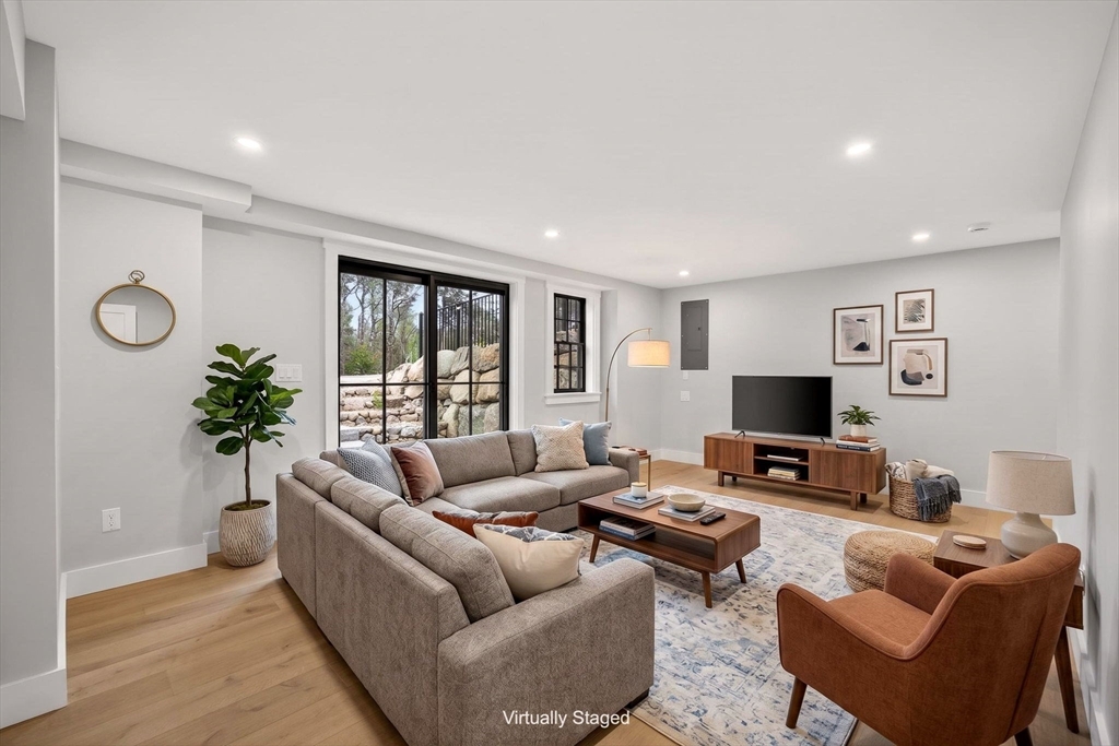 106 Chatham Rd