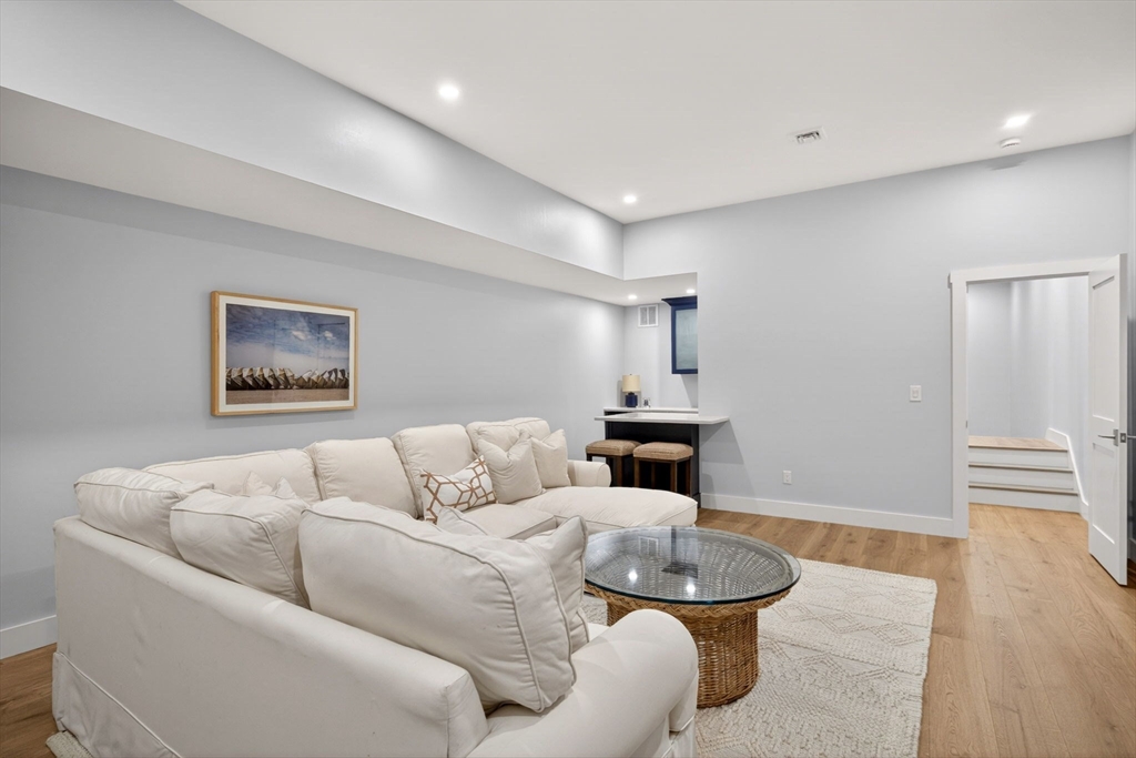 106 Chatham Rd