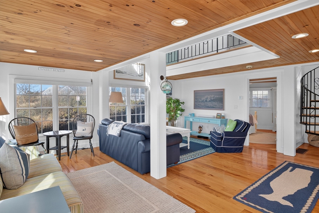 1145 Kingsbury Beach Rd