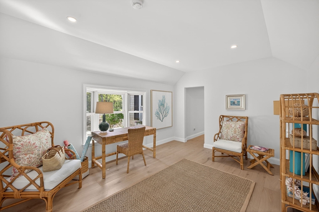 333 Old Comers Rd