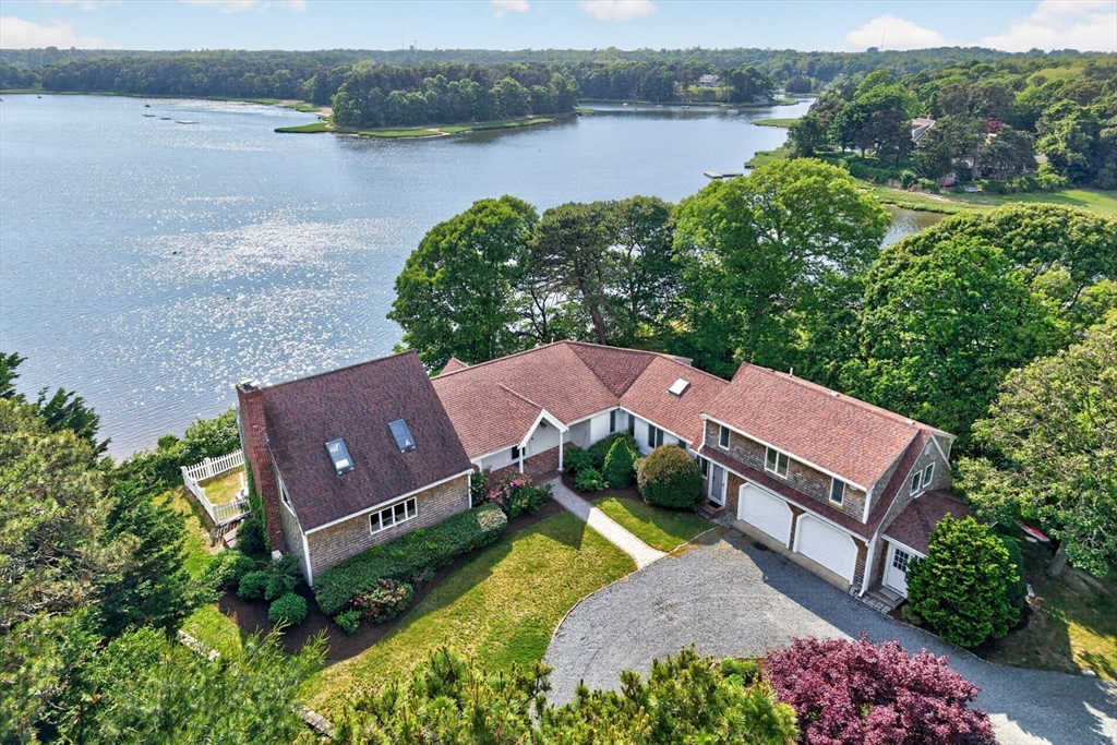 22 Blake Ln
