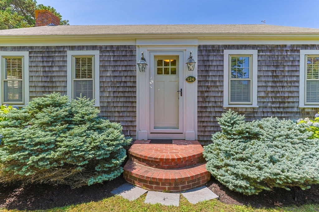 124 Pleasant Street