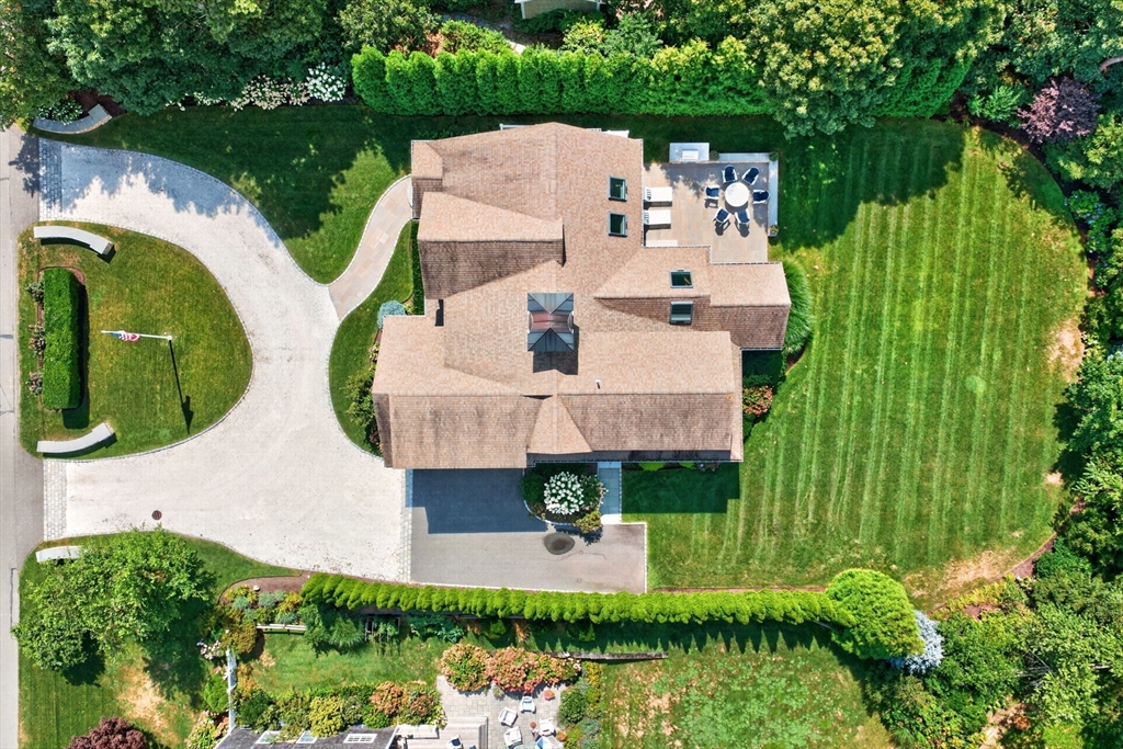 40 Middle Rd