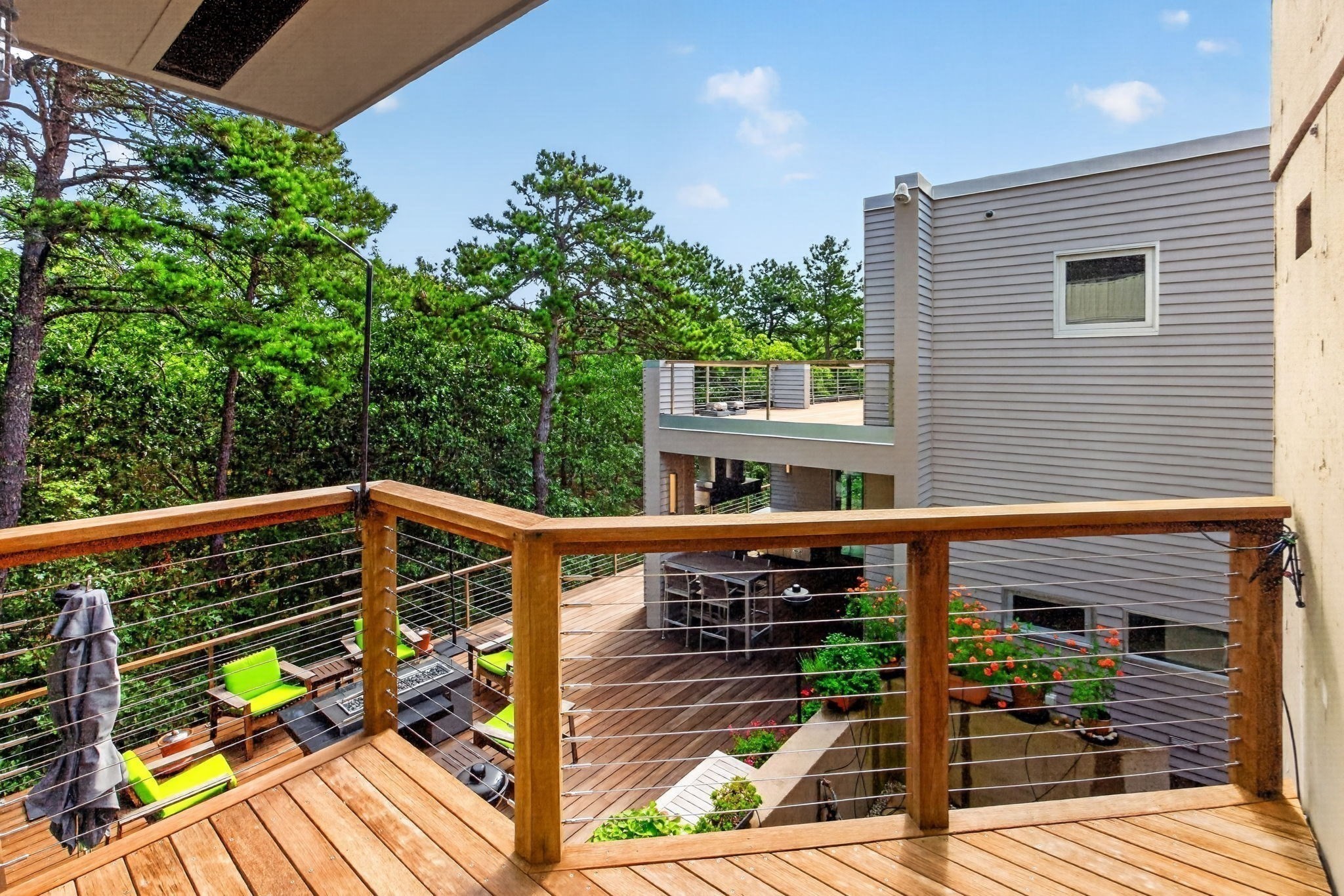 6 Huckleberry Lane