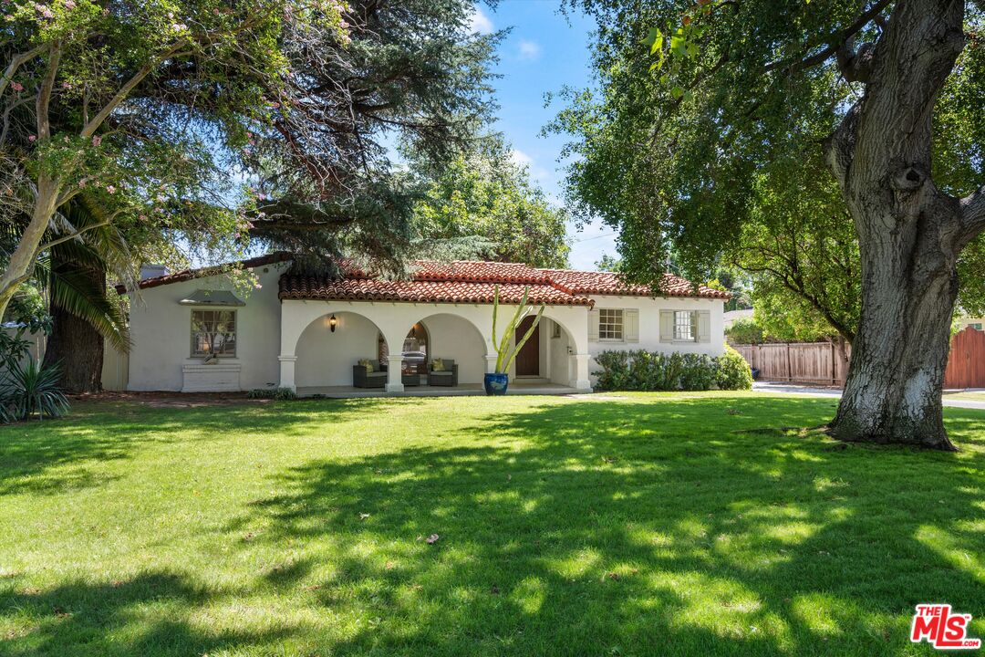 4306 Klump Ave