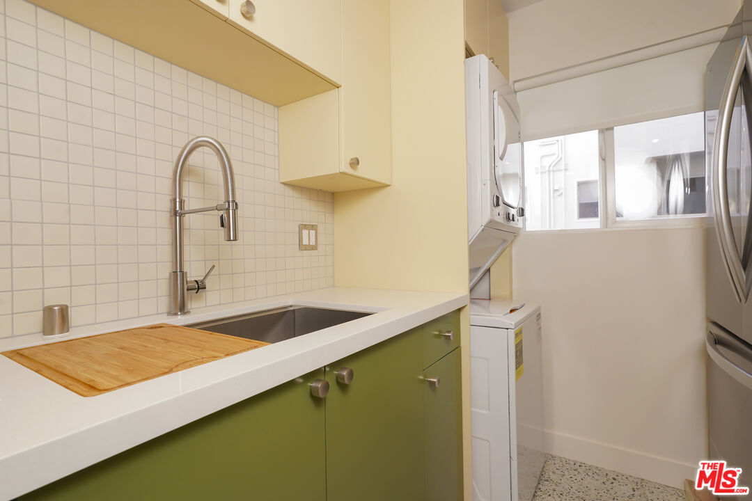6615 Franklin Ave Unit: 124