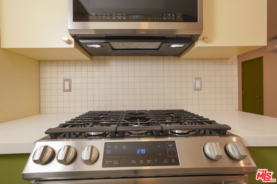 6615 Franklin Ave Unit: 124