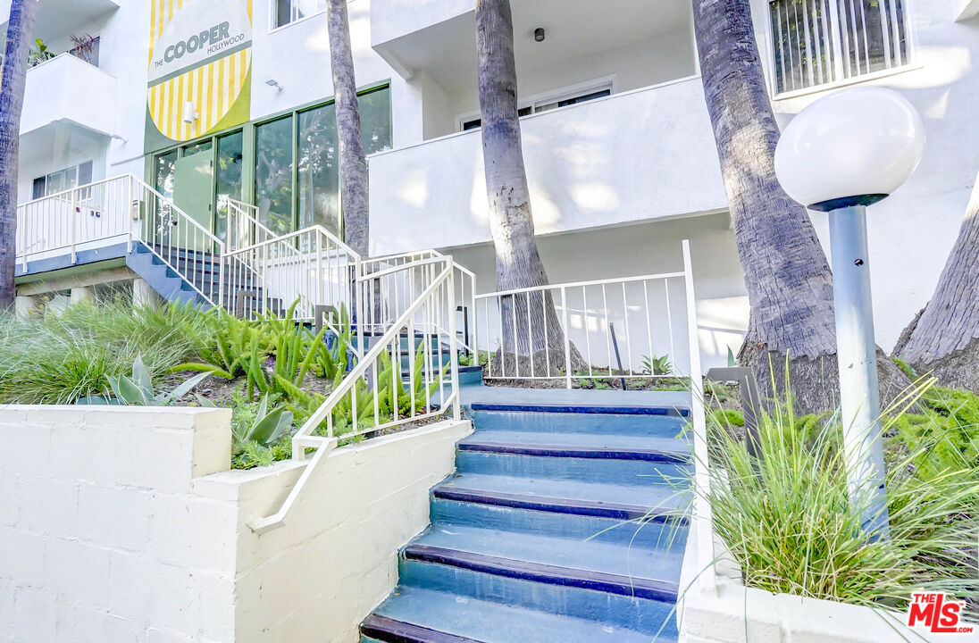 6615 Franklin Ave Unit: 124