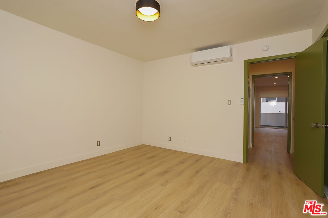 6615 Franklin Ave Unit: 124