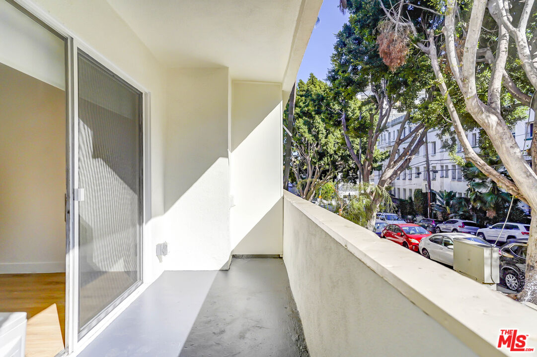 6615 Franklin Ave Unit: 118