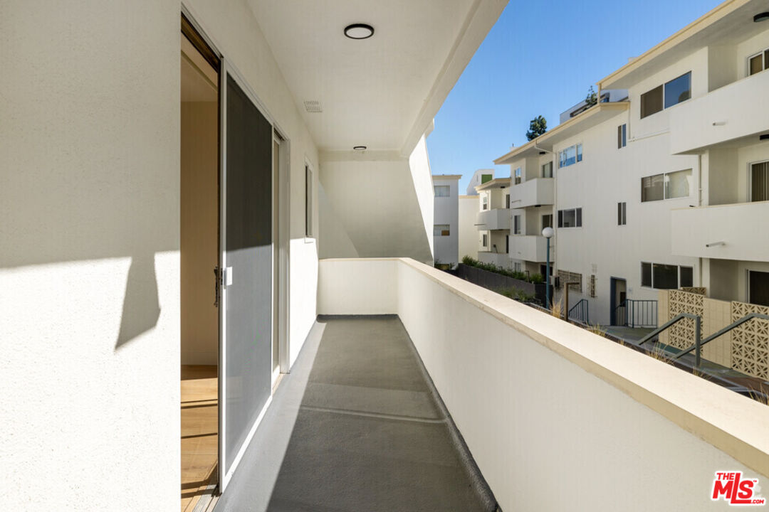 6615 Franklin Ave Unit: 117