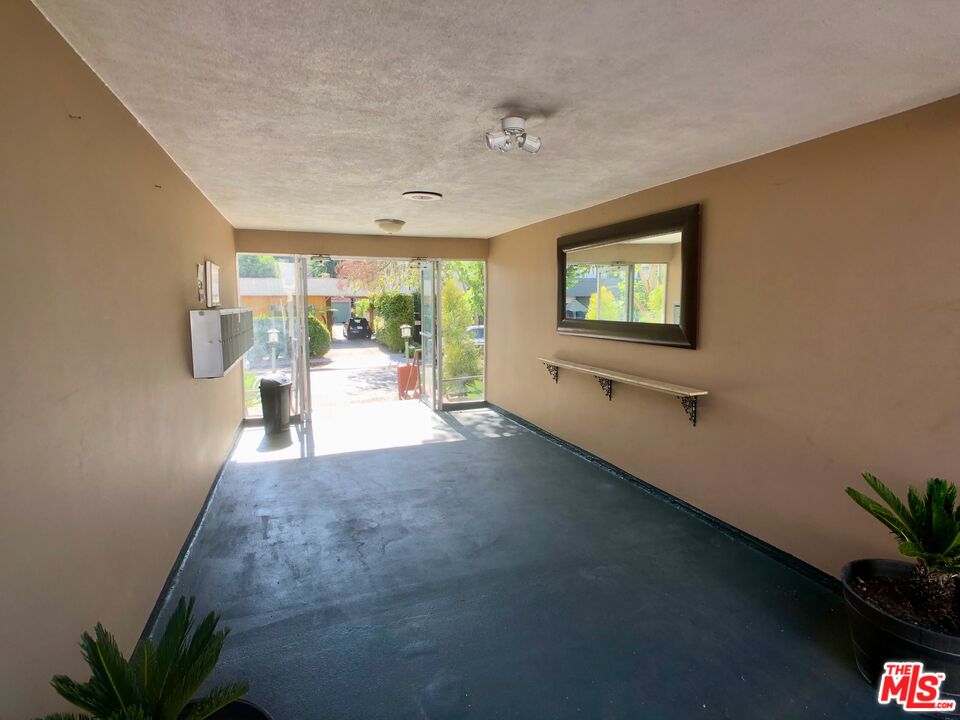 836 Westbourne Dr Unit: 202