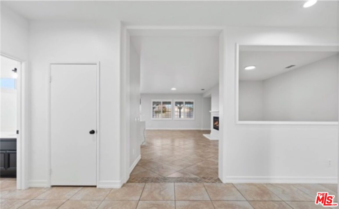 2610 Trudeau Ln
